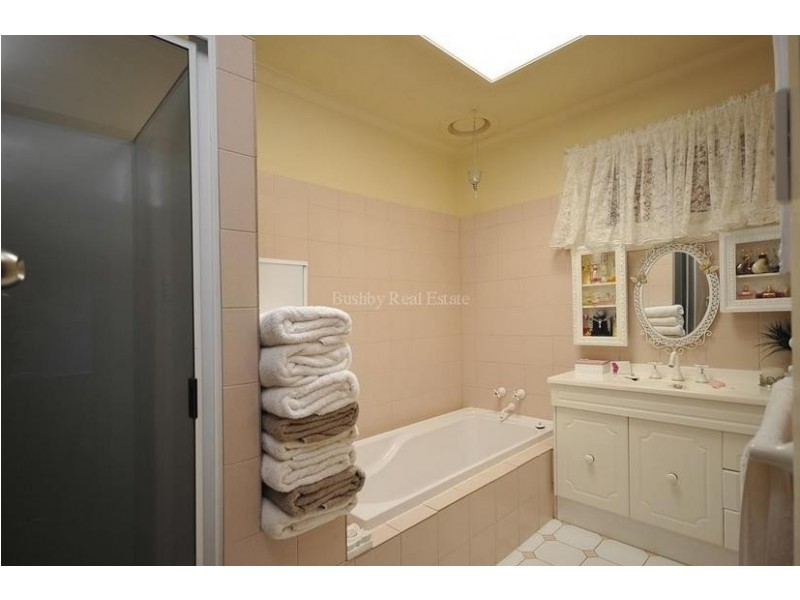 6 Snow Street, Newnham TAS 7248