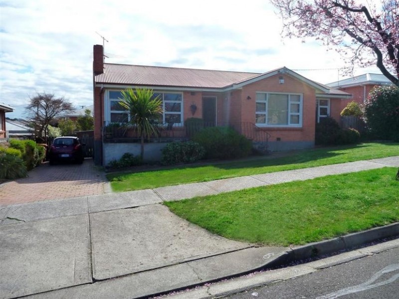 6 Snow Street, Newnham TAS 7248