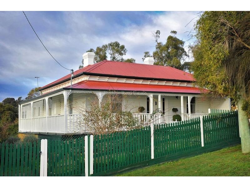 9 Delamere Crescent, Trevallyn TAS 7250