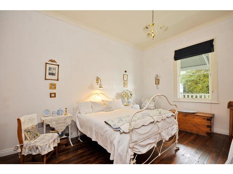 9 Delamere Crescent, Trevallyn TAS 7250