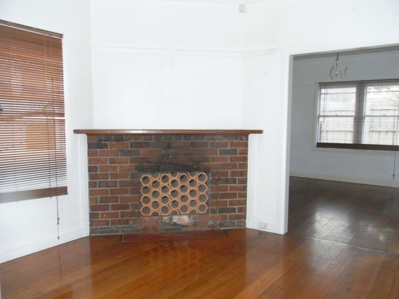 212 Hobart Road, Kings Meadows TAS 7249