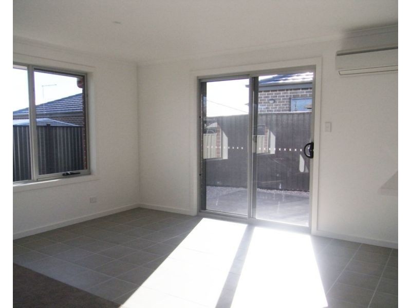 2/7 Sundowner Avenue, Legana TAS 7277