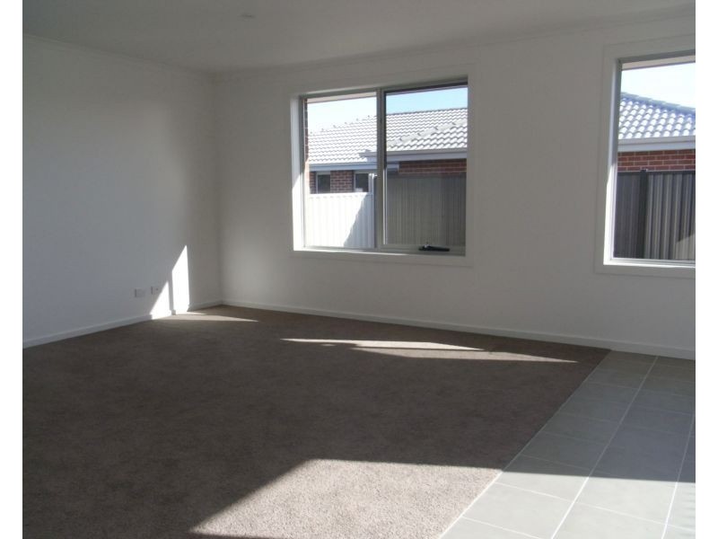 2/7 Sundowner Avenue, Legana TAS 7277