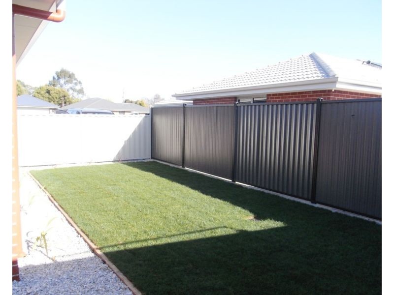 2/7 Sundowner Avenue, Legana TAS 7277