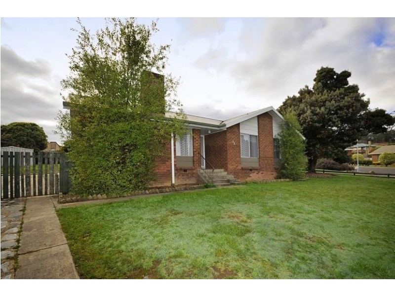 32 Ti-Tree Crescent, Rocherlea TAS 7248