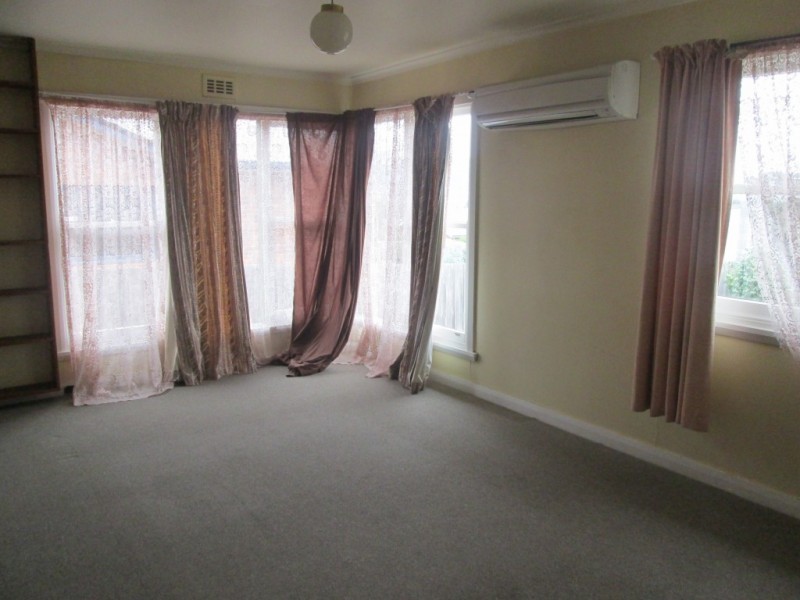 11 Warwick Place, Kings Meadows TAS 7249