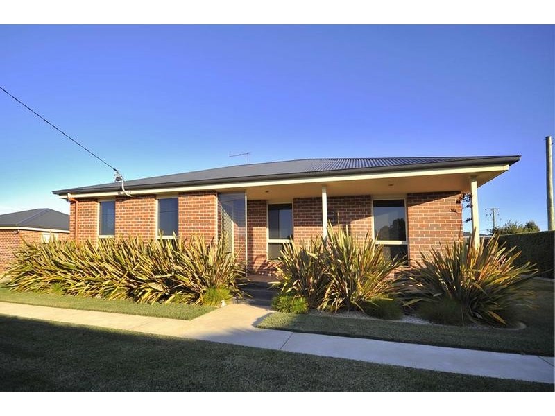 2 Alison Court, Westbury TAS 7303