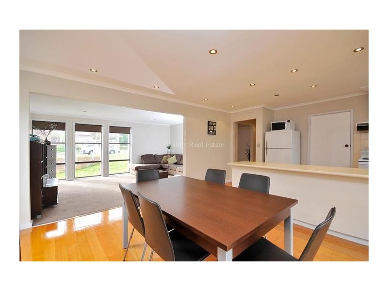 33 Henrietta Grove, West Launceston TAS 7250