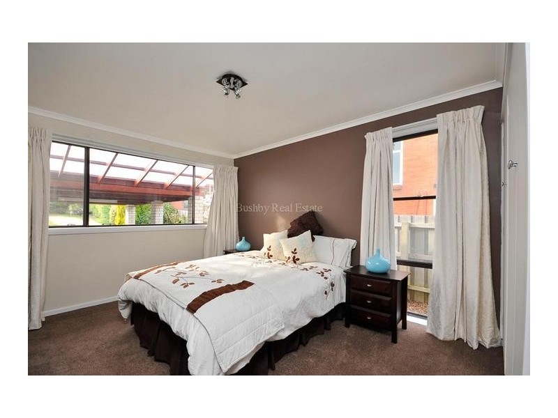 33 Henrietta Grove, West Launceston TAS 7250