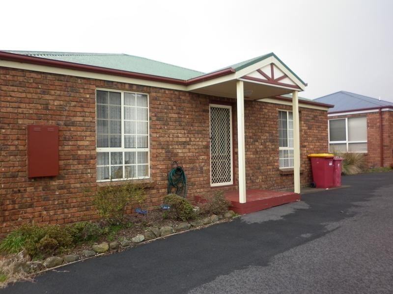 1/9 Kertch Road, St Leonards TAS 7250