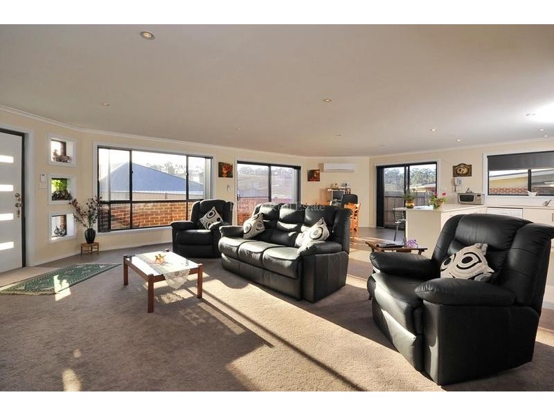 1/49 Lomond View Drive, Prospect Vale TAS 7250