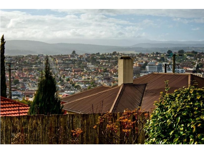 2 Batman Avenue, West Launceston TAS 7250