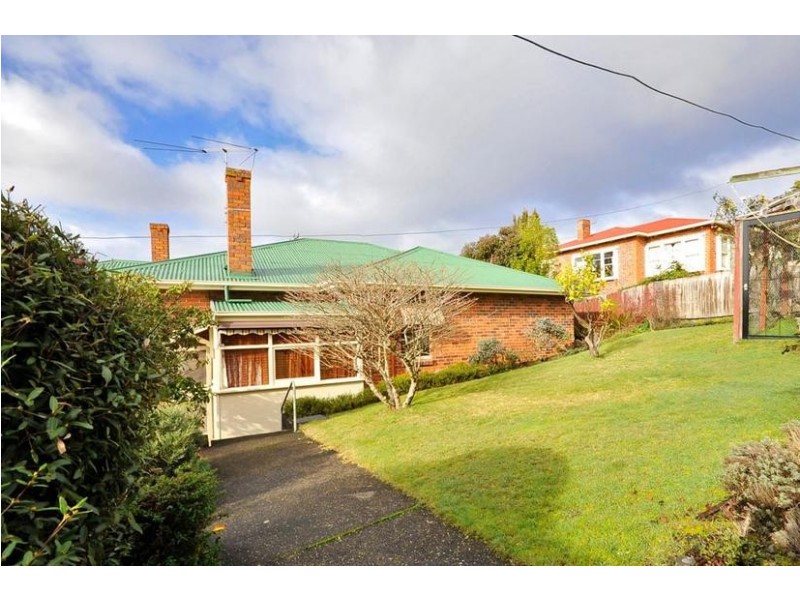 2 Batman Avenue, West Launceston TAS 7250