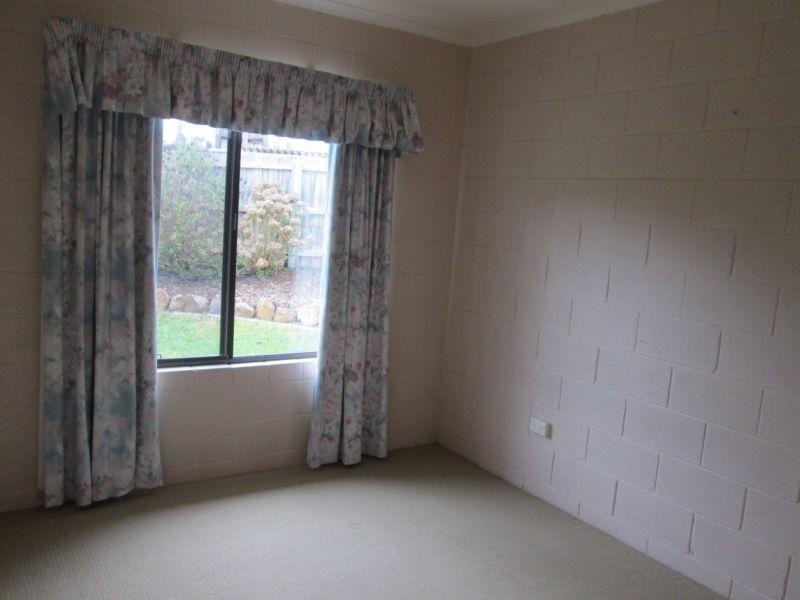 2/15 Glover Avenue, Blackstone Heights TAS 7250
