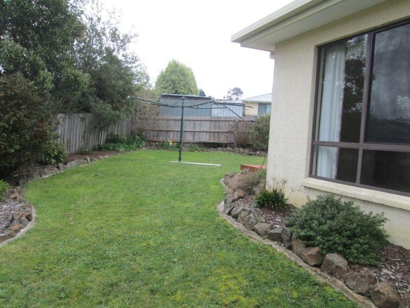 2/15 Glover Avenue, Blackstone Heights TAS 7250
