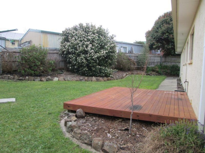 2/15 Glover Avenue, Blackstone Heights TAS 7250
