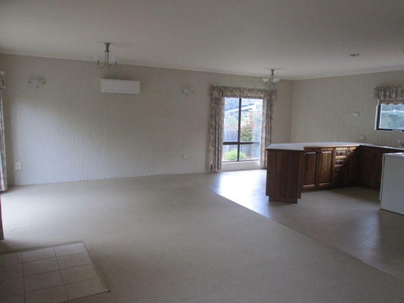 2/15 Glover Avenue, Blackstone Heights TAS 7250