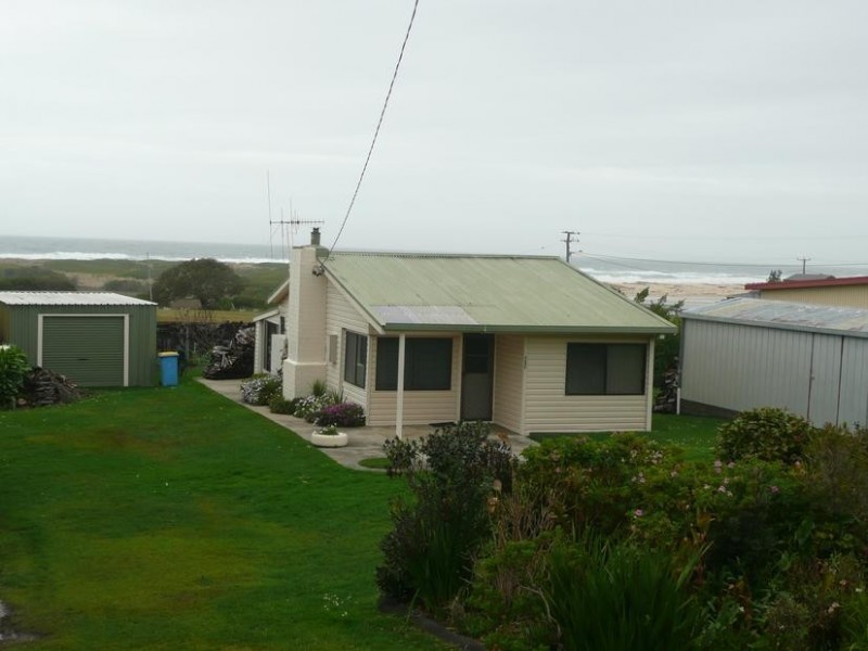 131 Scamander Avenue, Scamander TAS 7215