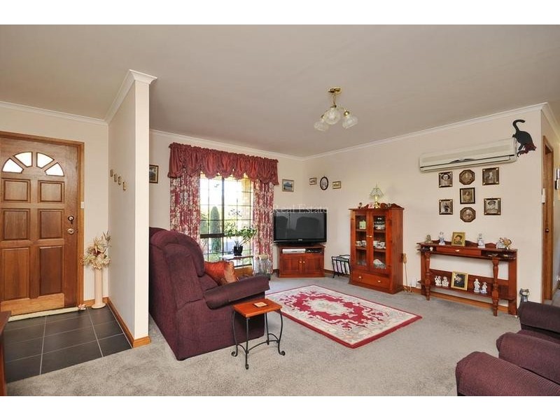 2/14 Glover Avenue, Blackstone Heights TAS 7250