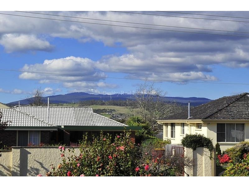 10 Beech Road, Norwood TAS 7250