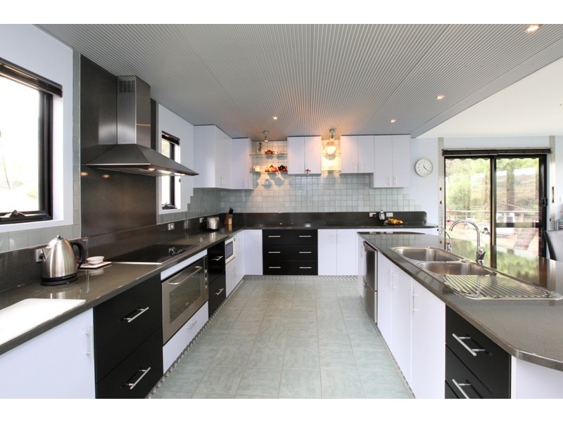 8 Glenwood Road, Norwood TAS 7250