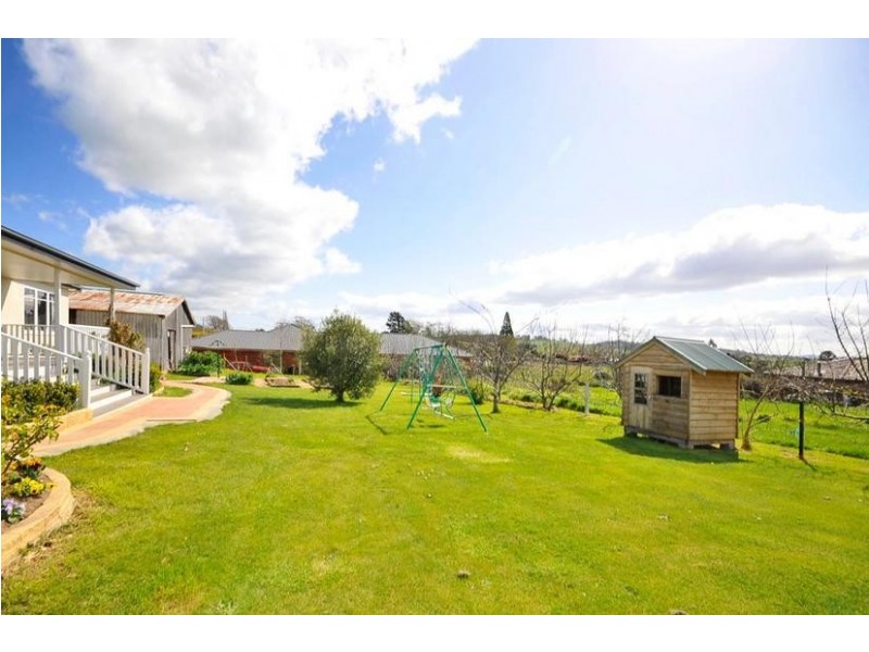 42 Adelaide Street, Westbury TAS 7303