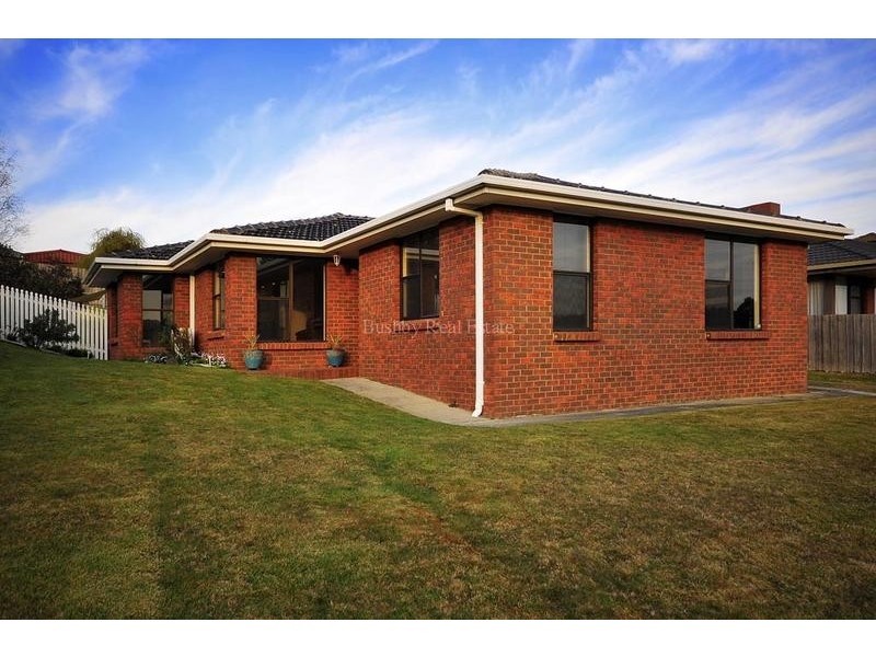 27 Belgrave Parade, Youngtown TAS 7249