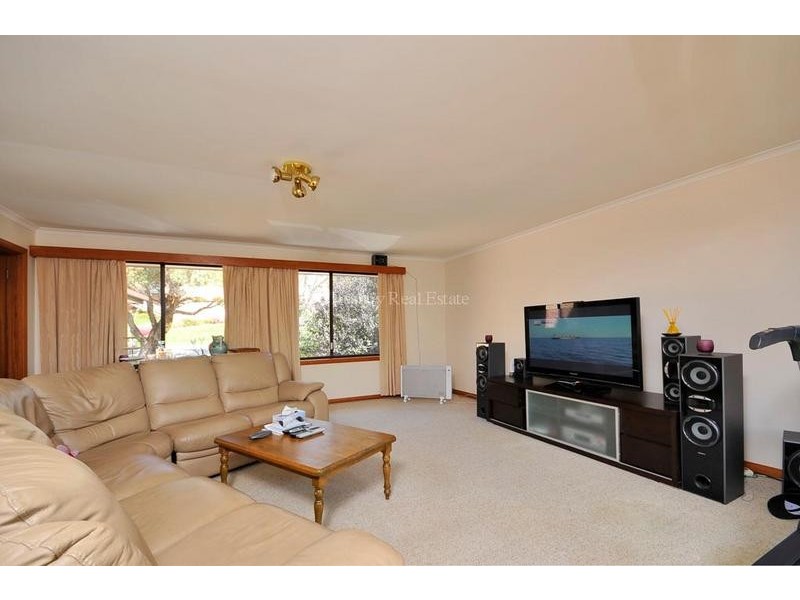 82 New World Avenue, Trevallyn TAS 7250