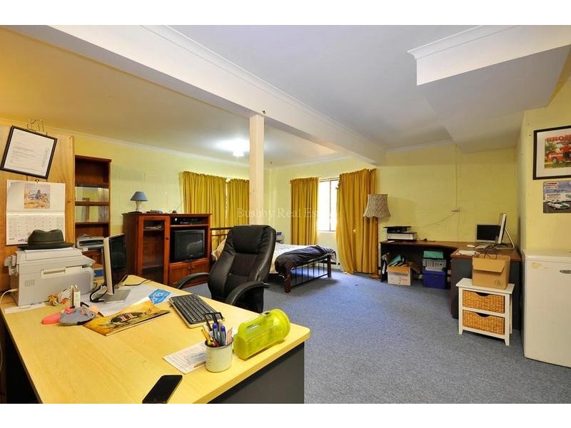 82 New World Avenue, Trevallyn TAS 7250
