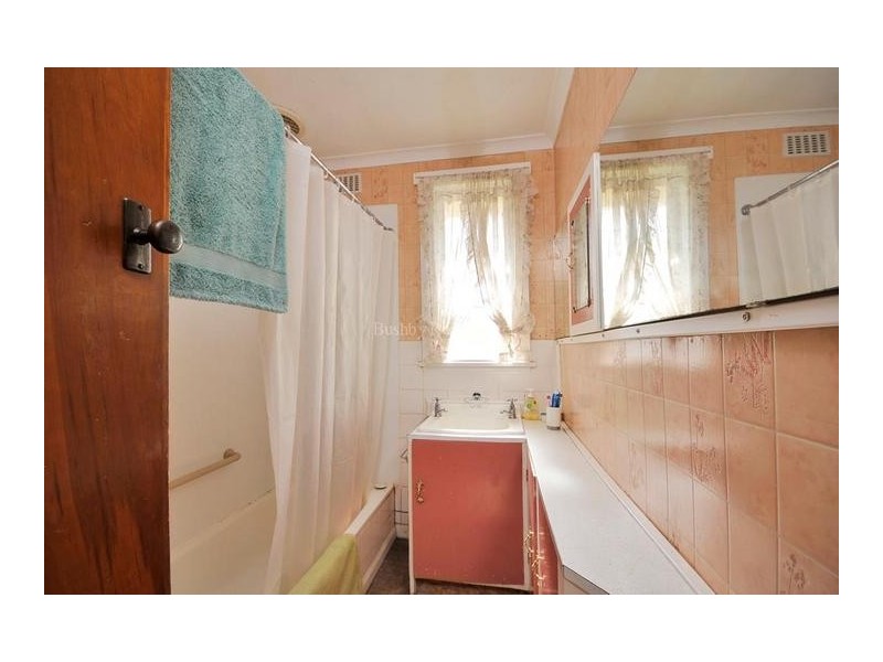 1 Kennedy Street, Newnham TAS 7248