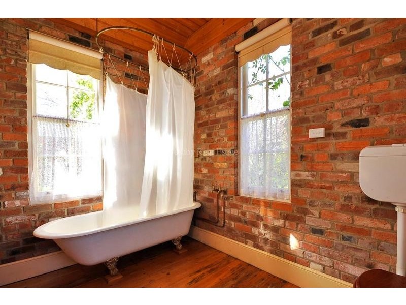 107 Wellington Street, Longford TAS 7301