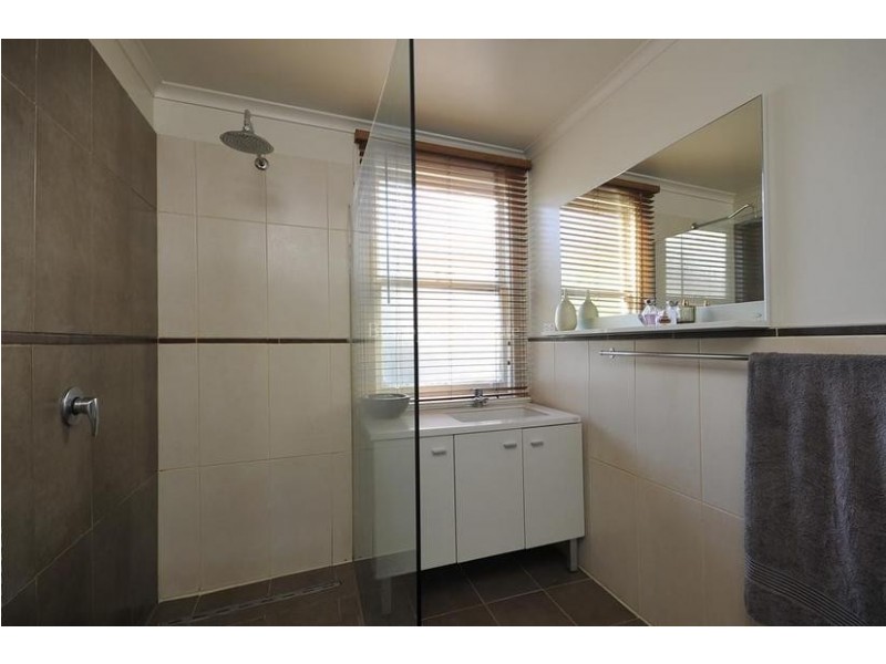 9 Henty Street, Invermay TAS 7248