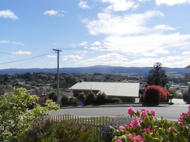 14 Nichols Street, Kings Meadows TAS 7249