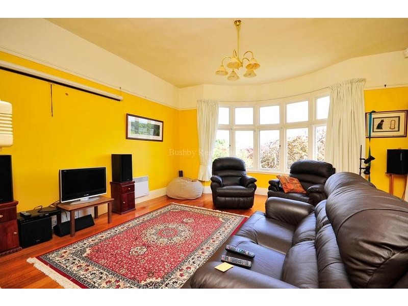 9 Richards Avenue, Newstead TAS 7250