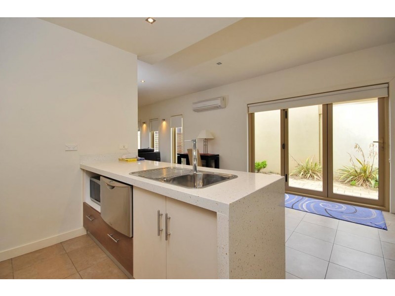 2/28 Landsborough Avenue, Newstead TAS 7250