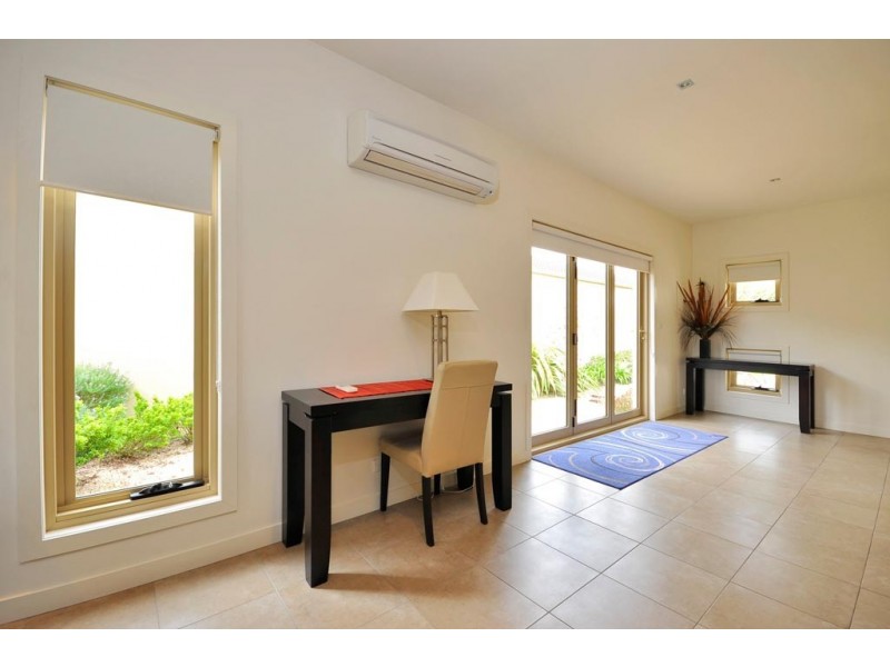 2/28 Landsborough Avenue, Newstead TAS 7250