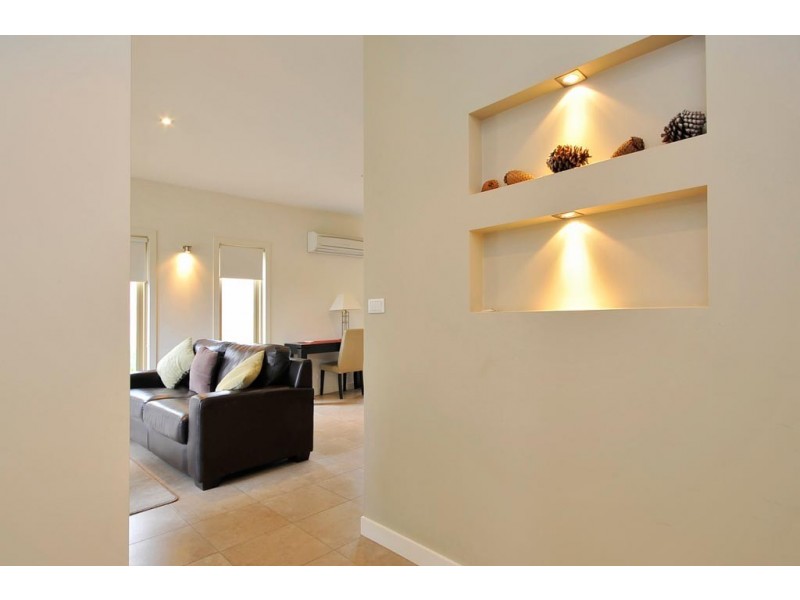 2/28 Landsborough Avenue, Newstead TAS 7250
