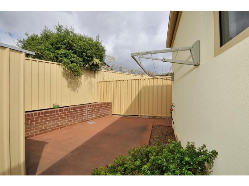 2/28 Landsborough Avenue, Newstead TAS 7250