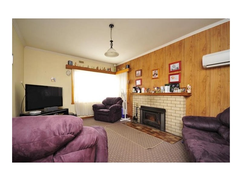 11 Baird Street, Newnham TAS 7248