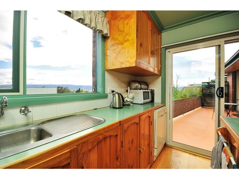 29 New World Avenue, Trevallyn TAS 7250