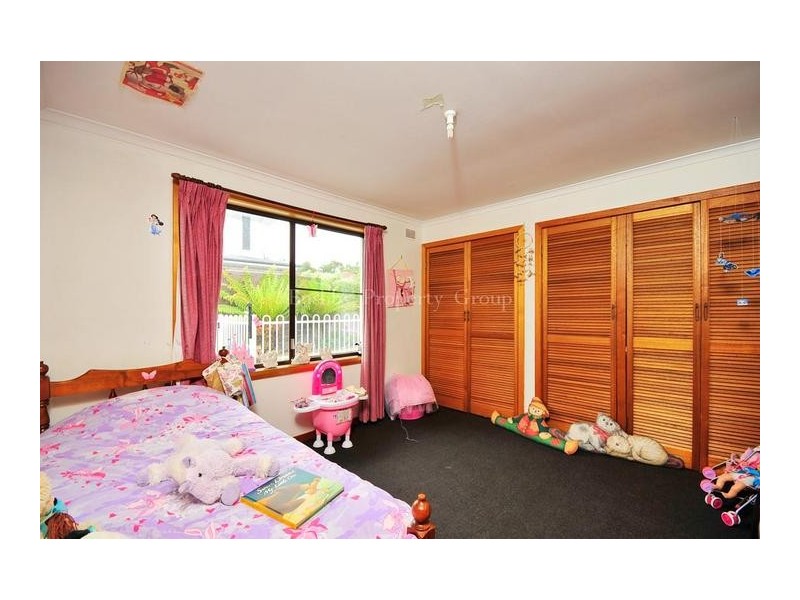 17 Chifley Street, Kings Meadows TAS 7249