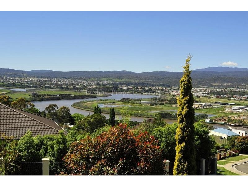 43 Whitford Grove, Trevallyn TAS 7250