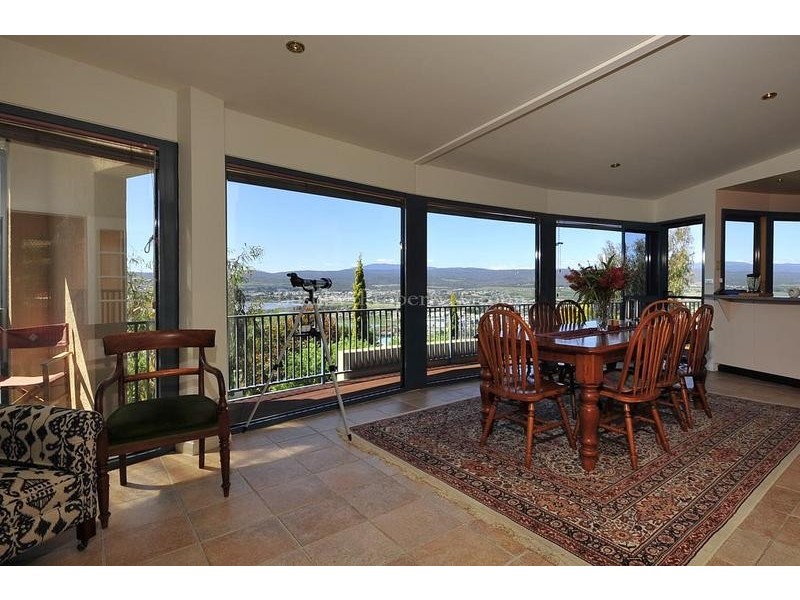 43 Whitford Grove, Trevallyn TAS 7250