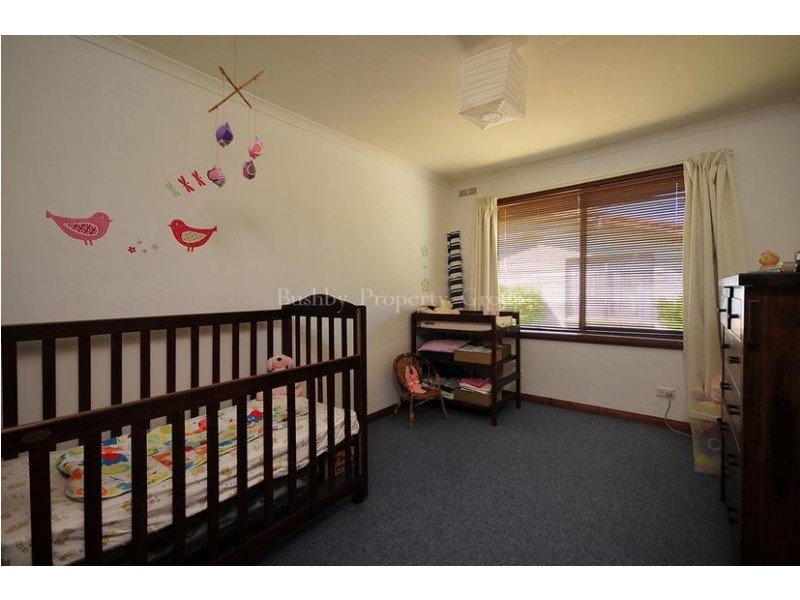 17 Chungon Crescent, South Launceston TAS 7249