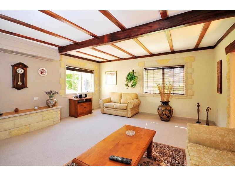 8 Main Road, Lanena TAS 7275