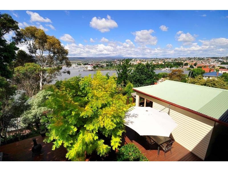 18 Trevallyn Road, Trevallyn TAS 7250
