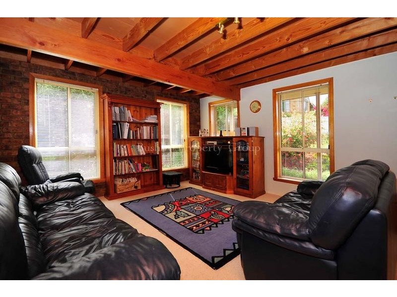 7 Owen Place, Summerhill TAS 7250