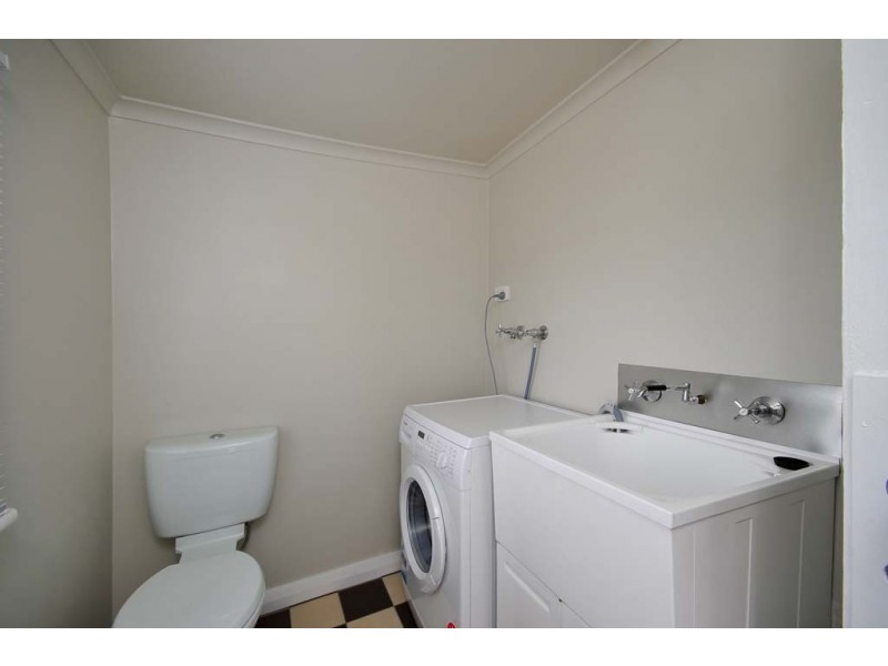 1/19 Hillside Crescent, Launceston TAS 7250