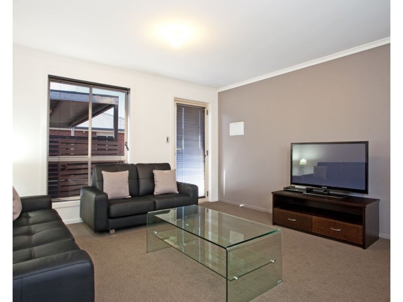 2/9 Eddington Crescent, Invermay TAS 7248