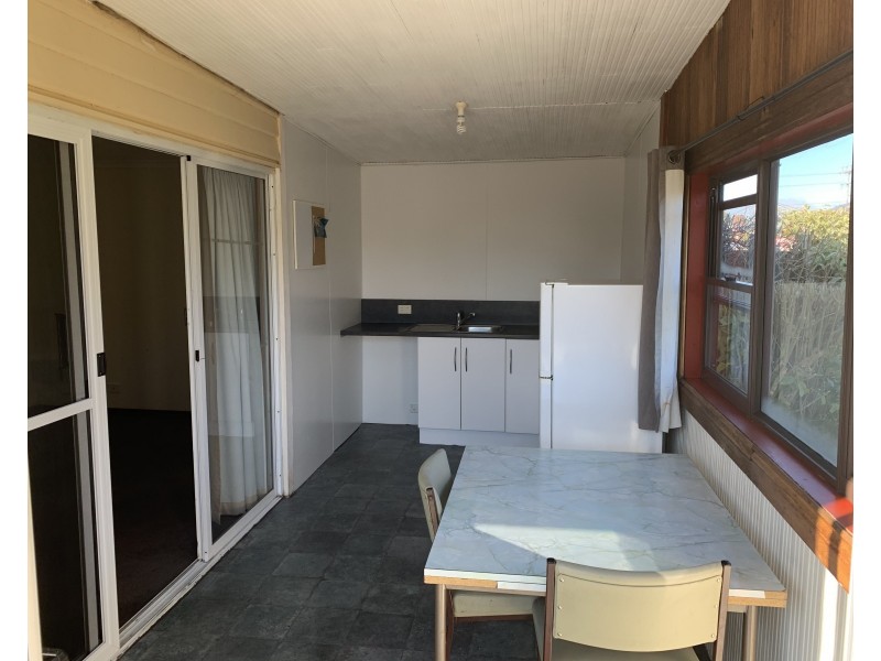 2/7 Pershing Street, Mowbray TAS 7248